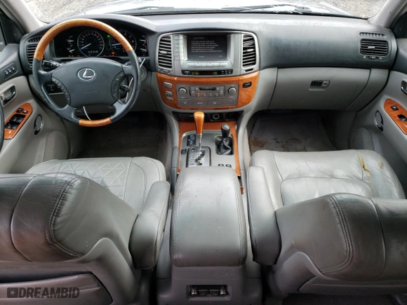 2004 Lexus LX 470 with VIN JTJHT00W443536417, listed as a Copart auction lot 88842505 with 215,692 mi miles and Salvage Title. Bid and sale history available at carsss.com. Image 8.