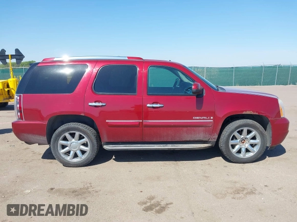 2008 GMC Yukon Denali with VIN 1GKFK63858J161835, listed as a IAAI auction lot 42228567 with 157,879 mi miles and . Bid and sale history available at DreamBid. Image 13.
