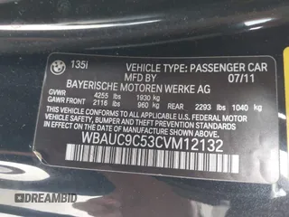 2012 BMW 1 Series 135i z VIN WBAUC9C53CVM12132, wystawiony jako IAAI lot #42532448 z przebiegiem Nie podano mil oraz . Historia ofert i sprzedaży dostępna na DreamBid. Obrazek 9.