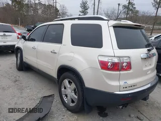 2008 GMC Acadia SLT2 with VIN 1GKER33738J151267, listed as a IAAI auction lot 41380788 with 205,806 mi miles. Bid and sale history available at carsss.com. Image 3.