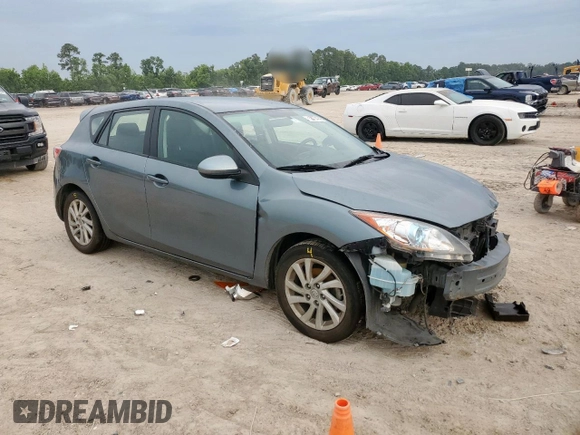 2012 Mazda 3 i Touring z VIN JM1BL1L70C1580749, wystawiony jako Copart lot #58774145 z przebiegiem 147 890 mil mil oraz Szkoda całkowita • Salvage title. Historia ofert i sprzedaży dostępna na DreamBid. Obrazek 4.