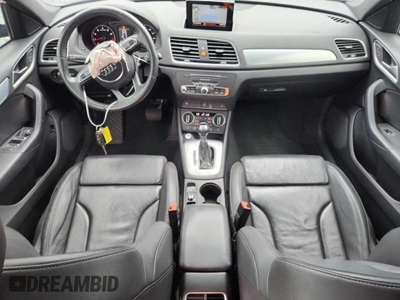 2018 Audi Q3 Premium z VIN WA1BCCFS3JR015478, wystawiony jako Copart lot #59613945 z przebiegiem 96 841 mil mil oraz Szkoda całkowita • Salvage title. Historia ofert i sprzedaży dostępna na DreamBid. Obrazek 8.