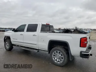 2015 GMC Sierra 2500HD available WiFi Denali with VIN 1GT120E81FF139797, listed as a Copart auction lot 43355735 with 195,305 mi miles and Salvage Title. Bid and sale history available at carsss.com. Image 2.