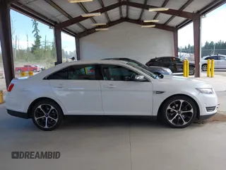 2015 Ford Taurus Limited with VIN 1FAHP2J81FG118224, listed as a IAAI auction lot 42402947 with 142,885 mi miles and . Bid and sale history available at DreamBid. Image 13.