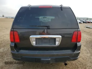 2006 Lincoln Navigator Luxury with VIN 5LMFU28546LJ10821, listed as a Copart auction lot 66204984 with 215,134 mi miles and Clean Title. Bid and sale history available at carsss.com. Image 6.
