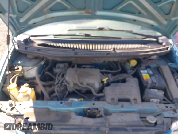 1998 Dodge Caravan with VIN 2B4FP253XWR829741, listed as a IAAI auction lot 42173839 with 123,783 mi miles and . Bid and sale history available at carsss.com. Image 10.