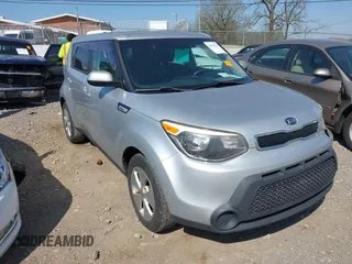 2015 Kia Soul with VIN KNDJN2A24F7793515, listed as a IAAI auction lot 41921297 with 111,967 mi miles. Bid and sale history available at carsss.com. Image 1.