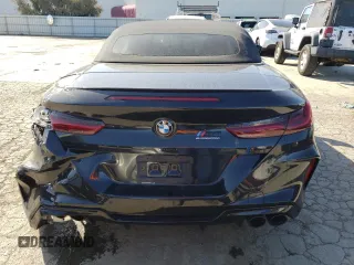 2022 BMW M8 Competition z VIN WBSDZ0C01NCJ91249, wystawiony jako Copart lot #49842513 z przebiegiem 6 187 mil mil oraz . Historia ofert i sprzedaży dostępna na DreamBid. Obrazek 6.
