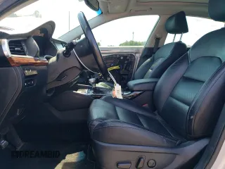 2017 Kia Cadenza Premium z VIN KNALC4J14H5060670, wystawiony jako Copart lot #60481904 z przebiegiem 127 125 mil mil oraz Szkody całkowita. Historia ofert i sprzedaży dostępna na DreamBid. Obrazek 7.