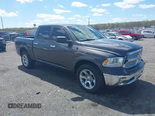 2018 Ram 1500 Laramie с VIN 1C6RR7NM0JS310390, выставлен на аукционе IAAI как лот 41997909 с пробегом 135 051 миль миль и . История ставок и продаж доступна на DreamBid. Изображение 1.