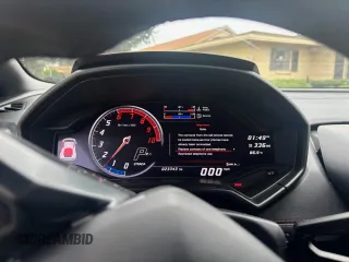 2019 Lamborghini Huracan z VIN ZHWUC2ZF8KLA12081, wystawiony jako Copart lot #80800824 z przebiegiem 23 337 mil mil oraz Tytuł czysty. Historia ofert i sprzedaży dostępna na DreamBid. Obrazek 8.
