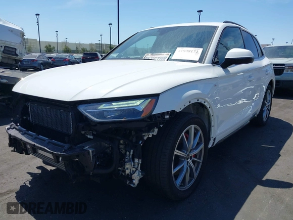 2024 Audi Q5 S line Premium Plus z VIN WA1E2AFY5R2043487, wystawiony jako IAAI lot #41938172 z przebiegiem 19 658 mil mil oraz . Historia ofert i sprzedaży dostępna na DreamBid. Obrazek 18.