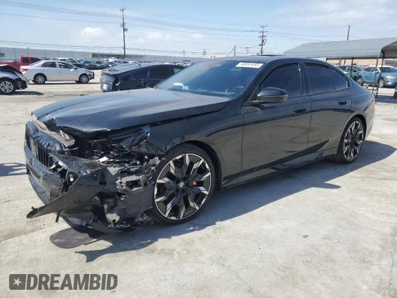 2024 BMW 5 Series 530i z VIN WBA43FJ08RCS17556, wystawiony jako Copart lot #48853495 z przebiegiem 4 151 mil mil oraz Szkoda całkowita • Salvage title. Historia ofert i sprzedaży dostępna na DreamBid. Obrazek 1.
