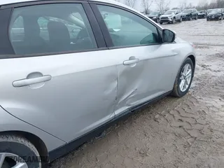2017 Ford Focus SE with VIN 1FADP3K23HL218852, listed as a IAAI auction lot 41984719 with 35,158 mi miles. Bid and sale history available at carsss.com. Image 6.