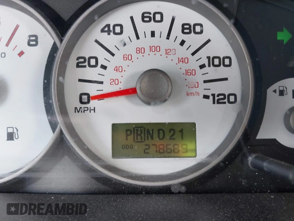 2005 Ford Escape XLS Value with VIN 1FMYU02Z35KD87671, listed as a IAAI auction lot 41880824 with 278,689 mi miles. Bid and sale history available at carsss.com. Image 15.