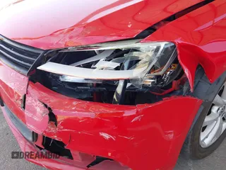 2012 Volkswagen Jetta SE with VIN 3VWDP7AJ6CM372289, listed as a IAAI auction lot 42643829 with 152,512 mi miles and . Bid and sale history available at DreamBid. Image 6.