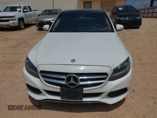 2017 Mercedes-Benz C 300 с VIN 55SWF4JB6HU199101, выставлен на аукционе IAAI как лот 42749352 с пробегом 123 279 миль миль и . История ставок и продаж доступна на DreamBid. Изображение 6.