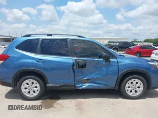 2021 Subaru Forester z VIN JF2SKADC0MH481552, wystawiony jako IAAI lot #42365784 z przebiegiem 22 549 mil mil oraz . Historia ofert i sprzedaży dostępna na DreamBid. Obrazek 14.