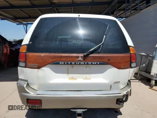 2002 Mitsubishi Montero XLS z VIN JA4MT31R42J048762, wystawiony jako Copart lot #54794835 z przebiegiem 124 978 mil mil oraz Czysty tytuł • Clean title. Historia ofert i sprzedaży dostępna na DreamBid. Obrazek 6.