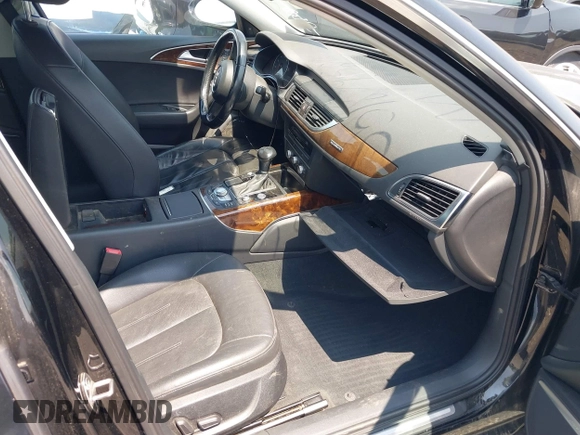 2015 Audi A6 Premium Plus z VIN WAUGFAFC0FN026501, wystawiony jako IAAI lot #40129539 z przebiegiem 48 269 mil mil oraz . Historia ofert i sprzedaży dostępna na DreamBid. Obrazek 5.