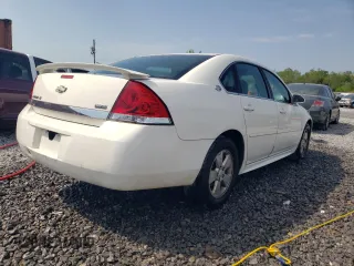 2009 Chevrolet Impala LT with VIN 2G1WT57KX91317154, listed as a Copart auction lot 52609555 with 185,582 mi miles and Salvage Title. Bid and sale history available at DreamBid. Image 3.