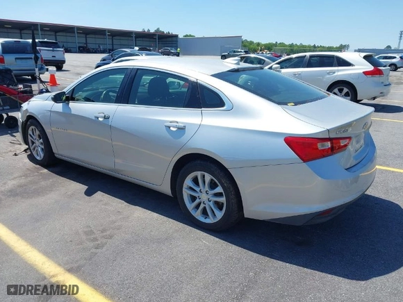 2017 Chevrolet Malibu LT with VIN 1G1ZE5ST9HF120426, listed as a IAAI auction lot 41951035 with 194,541 mi miles. Bid and sale history available at carsss.com. Image 3.