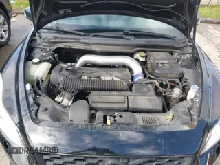 2011 Volvo C30 with VIN YV1672MK4B2198306, listed as a IAAI auction lot 41980156 with 205,771 mi miles. Bid and sale history available at carsss.com. Image 10.
