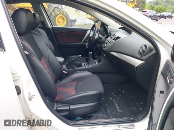 2012 Mazda 3 Mazdaspeed3 Touring z VIN JM1BL1L33C1647308, wystawiony jako IAAI lot #42323622 z przebiegiem 164 350 mil mil oraz . Historia ofert i sprzedaży dostępna na DreamBid. Obrazek 5.