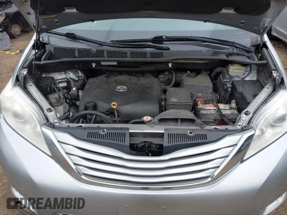 2017 Toyota Sienna LE Auto Access Seat with VIN 5TDKZ3DC4HS898051, listed as a IAAI auction lot 41530873 with 117,576 mi miles. Bid and sale history available at carsss.com. Image 10.