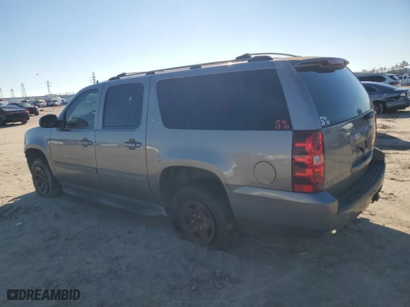 2007 Chevrolet Suburban LS with VIN 3GNFC16087G131544, listed as a Copart auction lot 88150705 with 0 mi miles and Salvage Title. Bid and sale history available at carsss.com. Image 2.