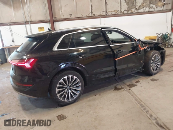2019 Audi e-tron Prestige with VIN WA1VABGE1KB008769, listed as a IAAI auction lot 41412414 with 41,072 mi miles and . Bid and sale history available at DreamBid. Image 4.