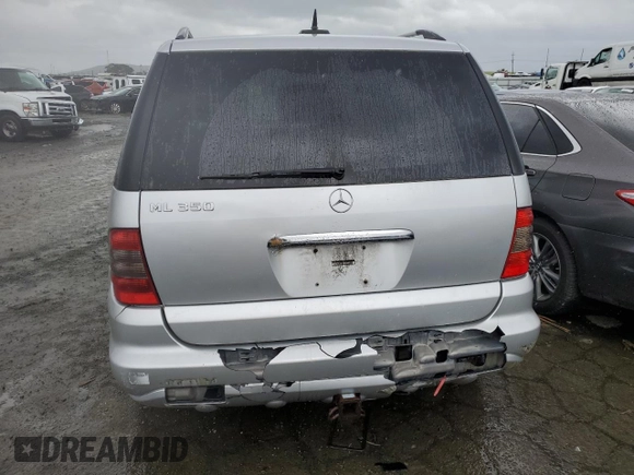 2005 Mercedes-Benz M-Class 3.7L with VIN 4JGAB57E25A518203, listed as a Copart auction lot 43135394 with 202,773 mi miles and Salvage Title. Bid and sale history available at carsss.com. Image 6.