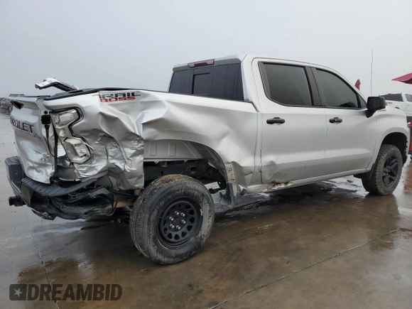 2021 Chevrolet Silverado 1500 LT Trail Boss with VIN 3GCPYFED1MG247406, listed as a Copart auction lot 84478944 with 41,423 mi miles and Salvage Title. Bid and sale history available at DreamBid. Image 3.