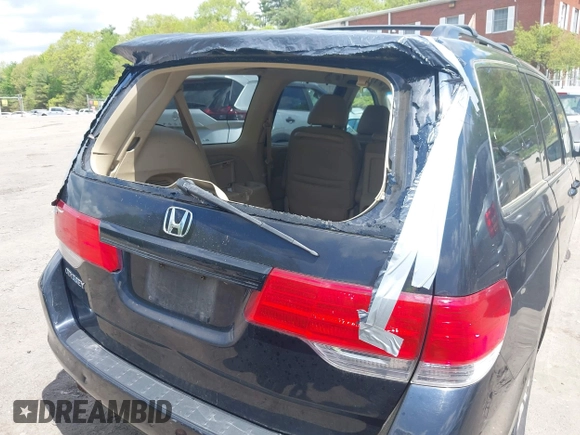 2008 Honda Odyssey EX-L with VIN 5FNRL38798B110317, listed as a IAAI auction lot 42216800 with 268,079 mi miles and . Bid and sale history available at carsss.com. Image 6.