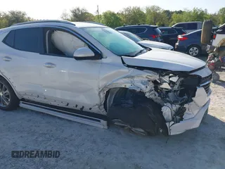2022 Buick Encore GX Select с VIN KL4MMDSL7NB104429, выставлен на аукционе IAAI как лот 41997126 с пробегом 22 488 миль миль и . История ставок и продаж доступна на DreamBid. Изображение 6.
