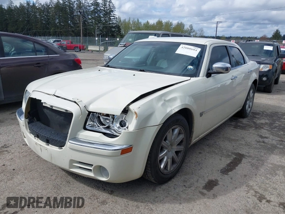 2007 Chrysler 300 C with VIN 2C3KA63HX7H898174, listed as a IAAI auction lot 42000604 with 73,493 mi miles. Bid and sale history available at carsss.com. Image 2.