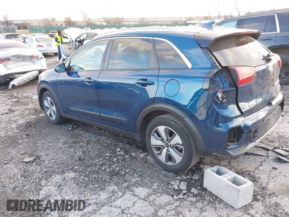 2020 Kia Niro LX with VIN KNDCB3LC9L5360907, listed as a IAAI auction lot 41229033 with 153,833 mi miles. Bid and sale history available at carsss.com. Image 3.