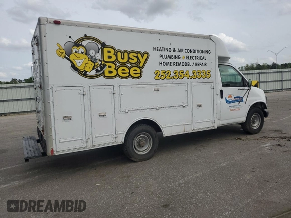 2001 Chevrolet Express Commercial E23 with VIN 1GBHG31R611147016, listed as a Copart auction lot 51247835 with Not Provided miles and Salvage Title. Bid and sale history available at carsss.com. Image 3.