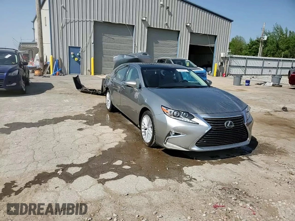 2018 Lexus ES with VIN 58ABK1GG4JU081109, listed as a Copart auction lot 53442275 with 103,752 mi miles and Salvage Title. Bid and sale history available at carsss.com. Image 14.
