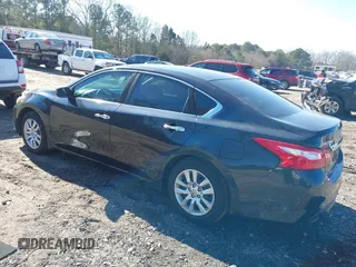 2016 Nissan Altima S with VIN 1N4AL3AP6GN361762, listed as a IAAI auction lot 41342000 with 114,012 mi miles and . Bid and sale history available at carsss.com. Image 3.
