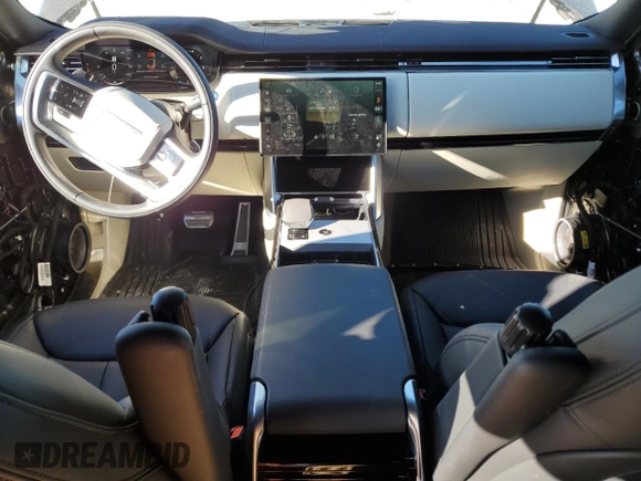 2024 Land Rover Range Rover SE z VIN SALKPBFU2RA213736, wystawiony jako Copart lot #81138104 z przebiegiem 5 250 mil mil oraz Szkoda całkowita • Salvage title. Historia ofert i sprzedaży dostępna na DreamBid. Obrazek 8.
