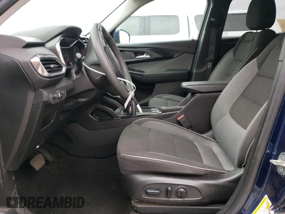 2022 Chevrolet TrailBlazer LT with VIN KL79MPS22NB144676, listed as a Copart auction lot 50636025 with 43,422 mi miles and Non Repairable. Bid and sale history available at carsss.com. Image 7.