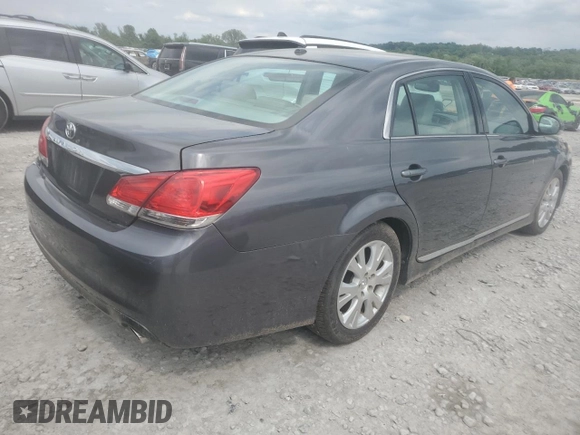 2012 Toyota Avalon z VIN 4T1BK3DB5CU445634, wystawiony jako Copart lot #56147435 z przebiegiem 173 568 mil mil oraz Szkoda całkowita • Salvage title. Historia ofert i sprzedaży dostępna na DreamBid. Obrazek 3.