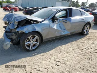 2018 Volvo S90 Momentum with VIN LVY982AK4JP015551, listed as a Copart auction lot 49139633 with 87,529 mi miles. Bid and sale history available at carsss.com. Image 1.