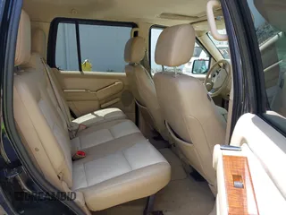 2006 Ford Explorer Eddie Bauer z VIN 1FMEU74E66UB42956, wystawiony jako IAAI lot #42143435 z przebiegiem 249 000 mil mil oraz . Historia ofert i sprzedaży dostępna na DreamBid. Obrazek 8.