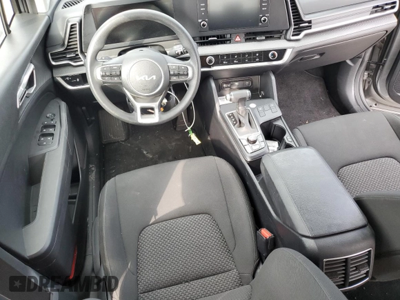 2024 Kia Sportage LX with VIN KNDPUCDF4R7260067, listed as a Copart auction lot 51953085 with 33,929 mi miles and Clean Title. Bid and sale history available at DreamBid. Image 8.