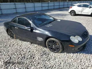 2005 Mercedes-Benz SL 500 z VIN WDBSK75F75F097824, wystawiony jako Copart lot #54317815 z przebiegiem Nie podano mil oraz Nie do naprawy • Non repairable. Historia ofert i sprzedaży dostępna na DreamBid. Obrazek 4.