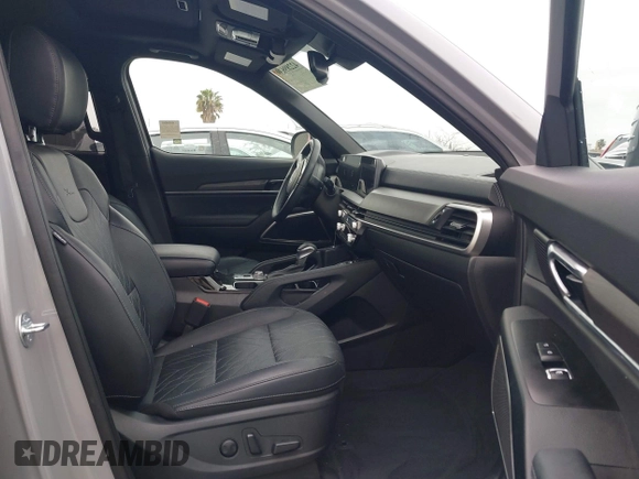 2024 Kia Telluride EX X-Line with VIN 5XYP3DGC9RG464408, listed as a IAAI auction lot 42289639 with 11,873 mi miles and . Bid and sale history available at DreamBid. Image 5.