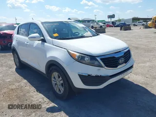2011 Kia Sportage LX with VIN KNDPB3A26B7114119, listed as a IAAI auction lot 42105997 with 186,432 mi miles and . Bid and sale history available at carsss.com. Image 1.