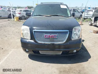 2008 GMC Yukon Denali with VIN 1GKFK63848J210877, listed as a IAAI auction lot 42096972 with 144,467 mi miles. Bid and sale history available at carsss.com. Image 6.
